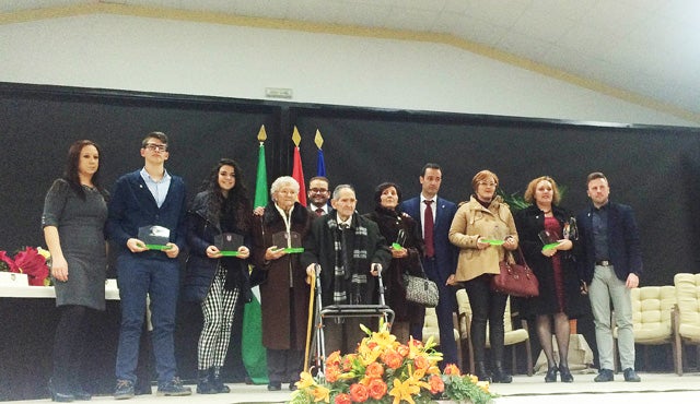 La Puebla entrega los premios `Don Fadrique´ con motivo del Día de Andalucía