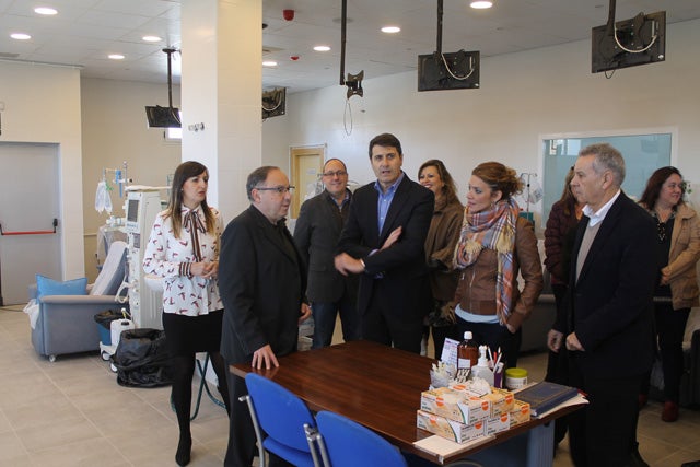 El centro de hemodiálisis ya está en el recinto hospitalario de Baza