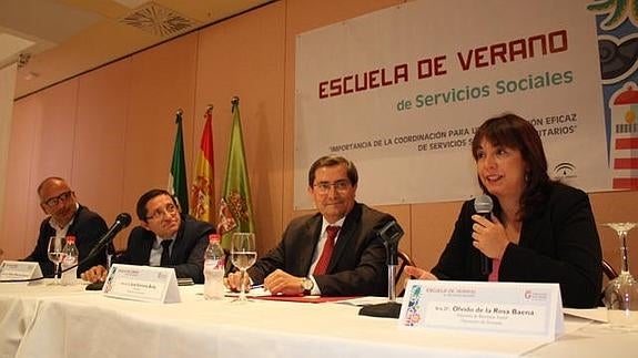 Presentación de la Escuela de Verano de Servicios Sociales.