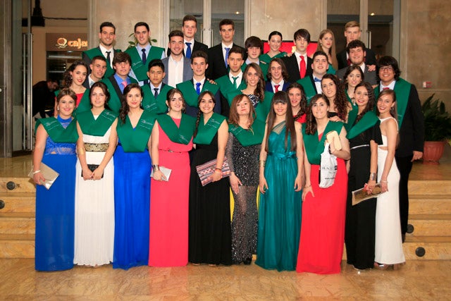 La cuarta promoción de 2º de Bachillerato del IES Alcrebite se gradúa