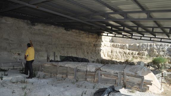 Mini proyecto de excavaciones en Barranco de León