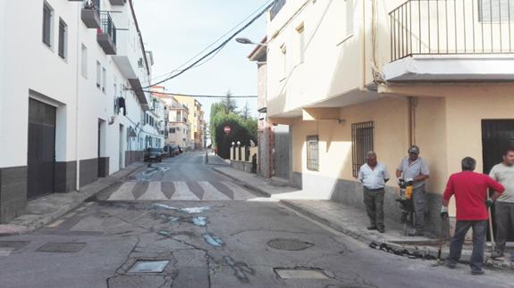 Obras de mejora en la calles Blas Infante y Felicidad con cargo al PFEA