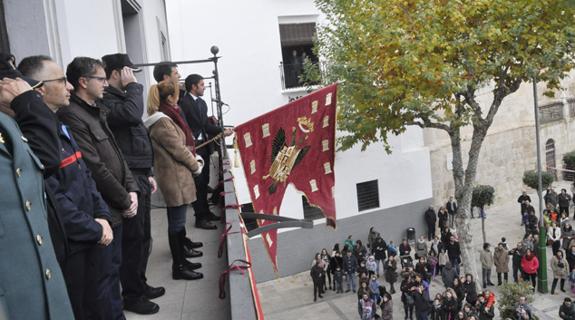 Baza celebra el Día de la Toma