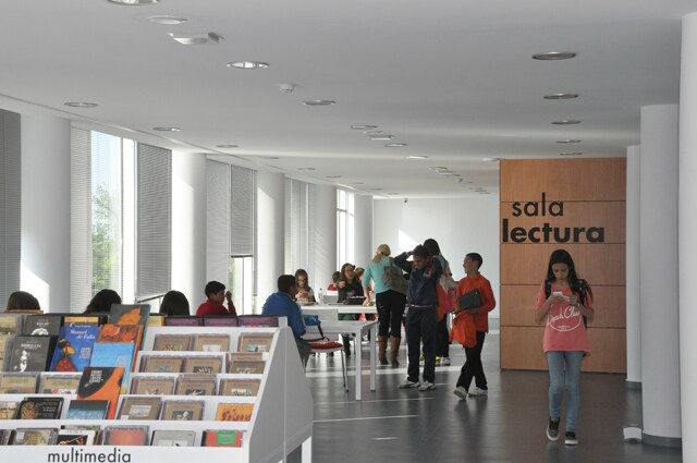 La biblioteca municipal de Baza se consolida como gran espacio cultural