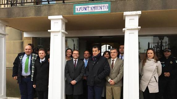 El delegado del Gobierno en Andalucía visita Puebla de Don Fadrique