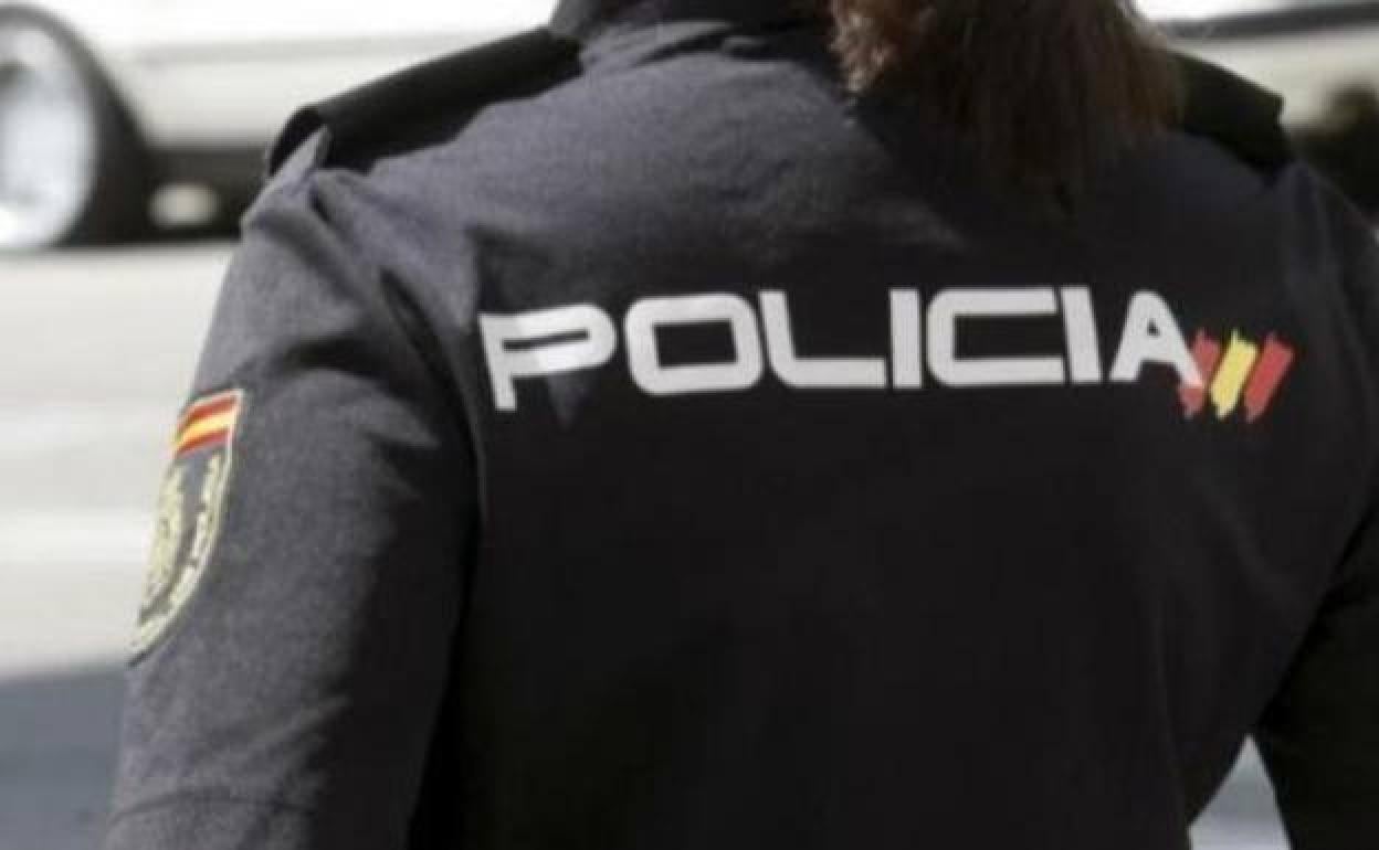Suceso en Almería | Detenido en El Ejido un menor acusado de dos robos con violencia a mujeres