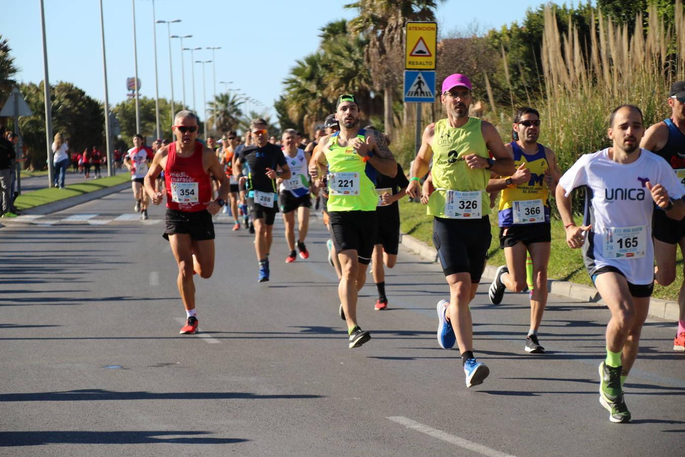 Fotos: El Ejido disfruta de una multitudinaria Media Maratón Ciudad de las Hortalizas