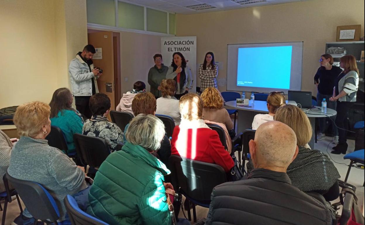 El Timón lleva su programa de familias a Roquetas de Mar