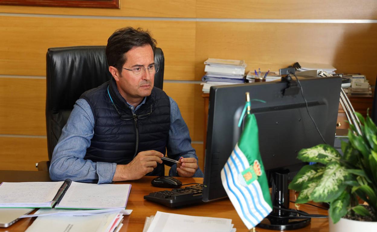 El gobierno de El Ejido modifica el proyecto de Ampliación del Centro de Servicios Sociales e incrementa su presupuesto en 200.000 euros