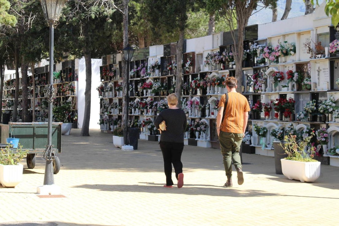 Fotos: El Ejido sale a la calle en su primer día de Fase 1