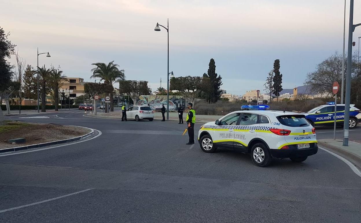 El Ejido convoca siete plazas de Policía Local para cubrir vacantes