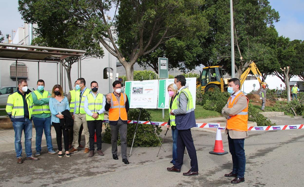 Las obras de mejora de la seguridad en la carretera de Pampanico arrancan dos décadas después
