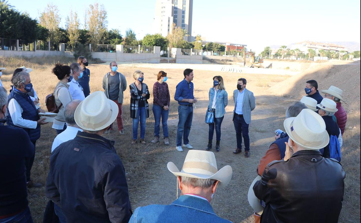 Asociaciones de Patrimonio de toda la provincia conocen los hallazgos de Ciavieja