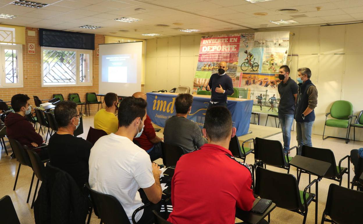La psicología deportiva se abre paso en las escuelas municipales