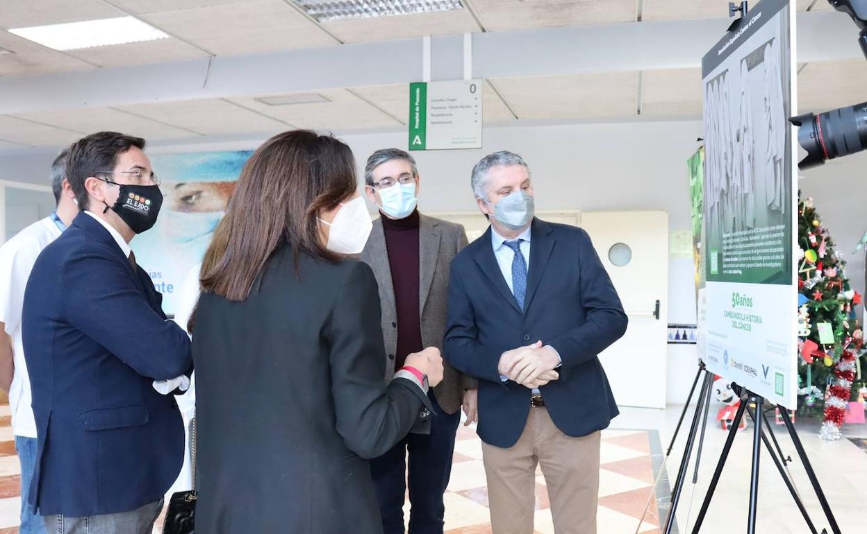 Francisco Góngora, Manuel Cortés, Juan de la Cruz Belmonte y Magdalena Cantero, en la inaguración. 