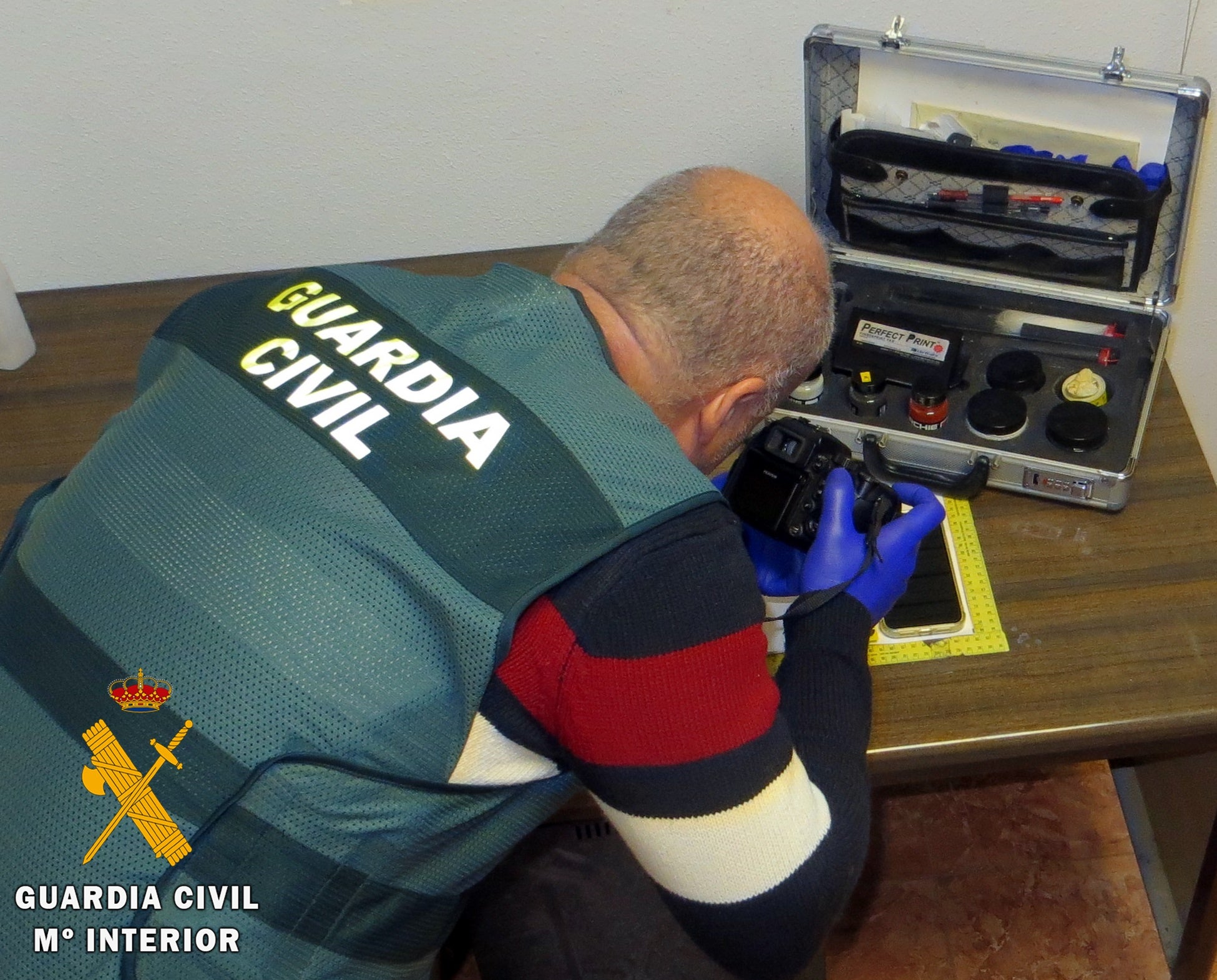 Detenidos por asaltar a un menor y robarle el teléfono móvil en Garrucha