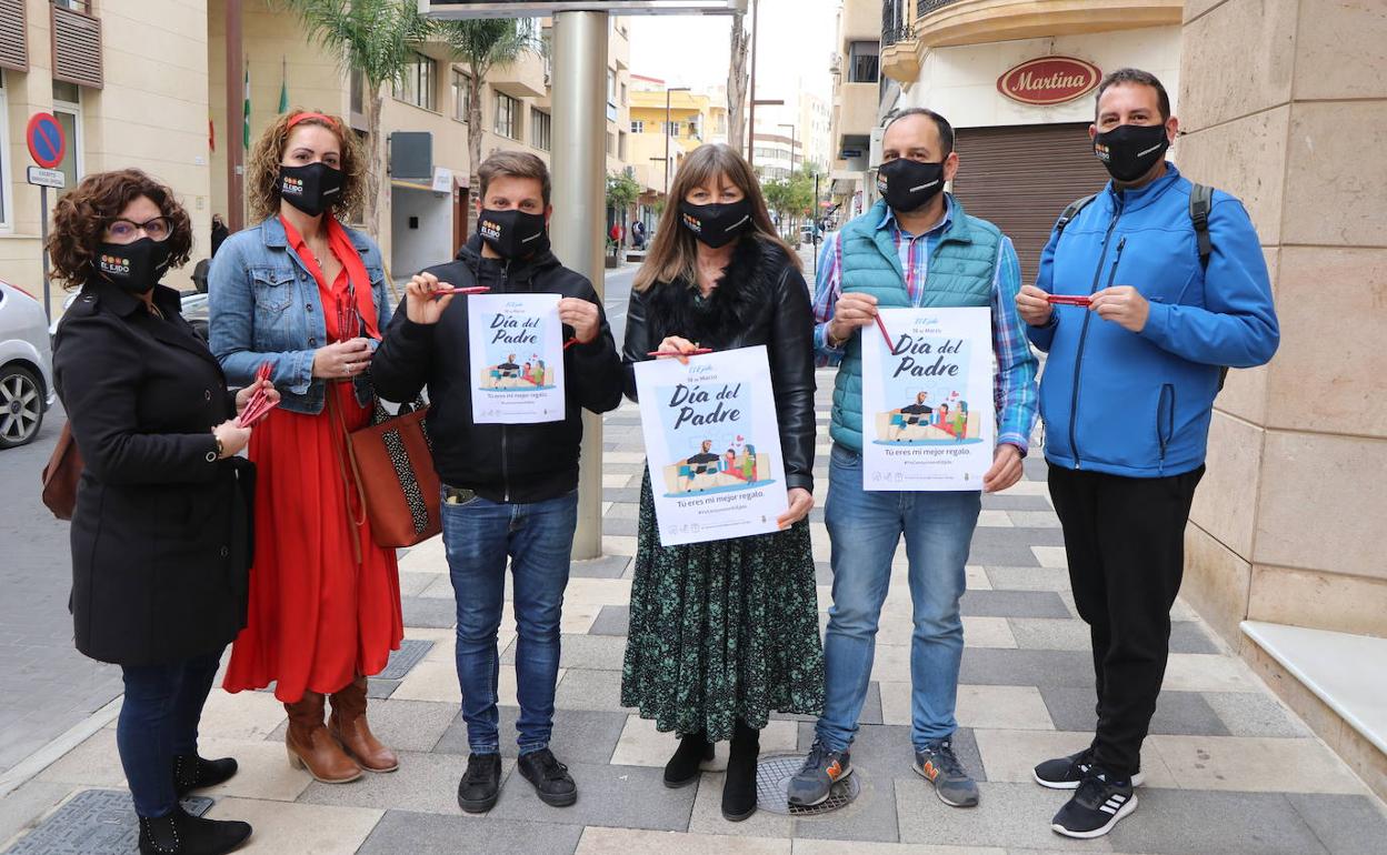 Consistorio y comerciantes lanzan la campaña 'Tú eres mi mejor regalo' por el Día del Padre