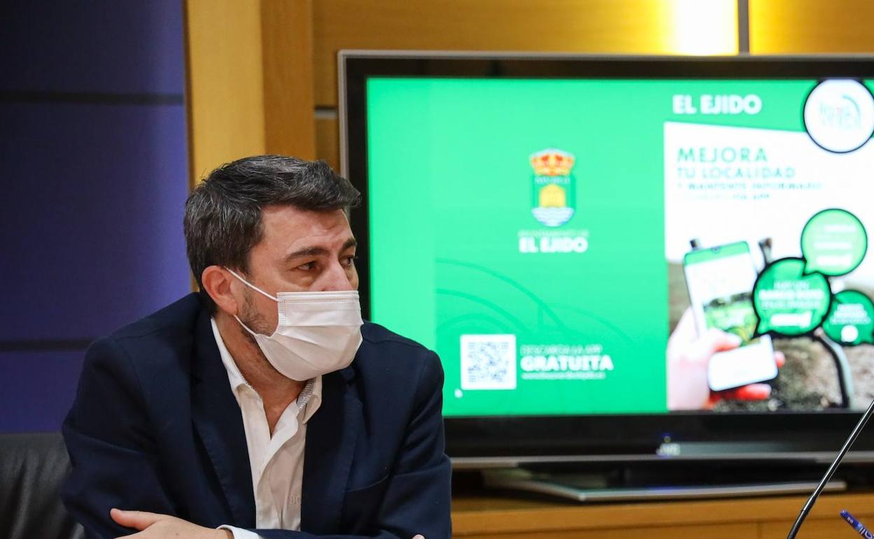 Los ejidenses comunican 4.391 incidencias en mantenimiento en seis meses con la 'Línea Verde'