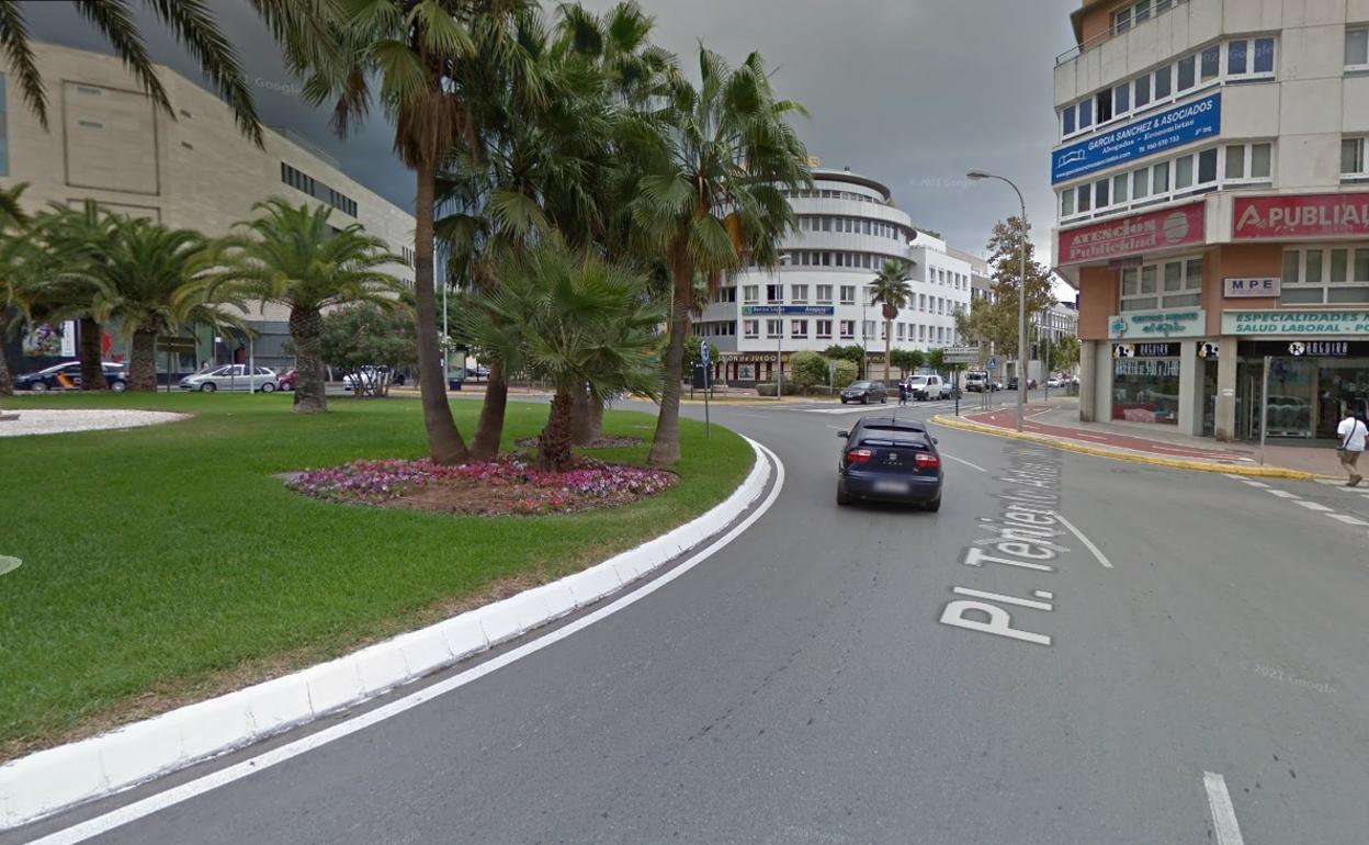 Sucesos en Almería | Asesinan a un hombre y otro, que está detenido, resulta herido tras una pelea en un salón de juegos