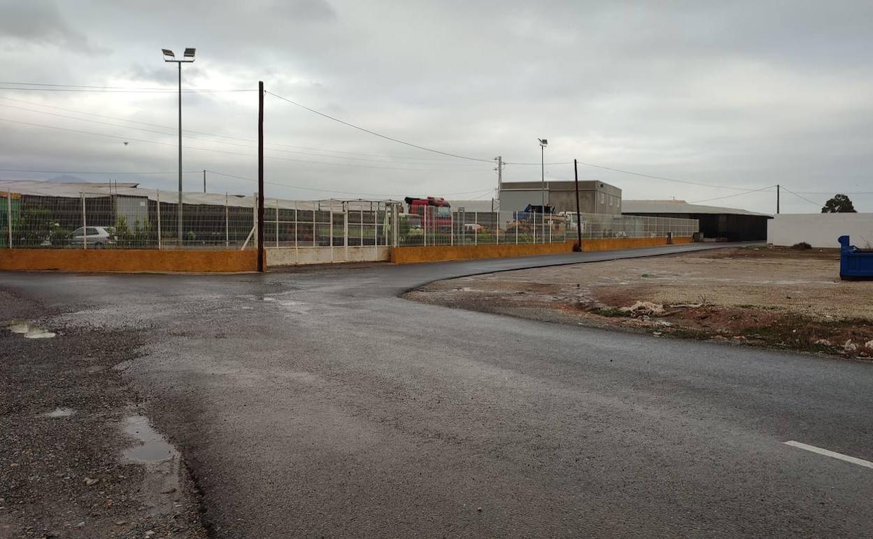 Entorno de Las Norias en la que se ejecutarán las obras, en un tramo en tierra. 