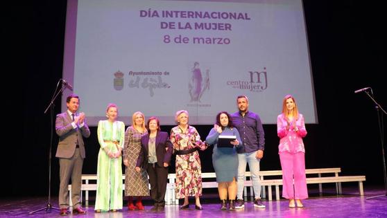 «Las mujeres han sido un pilar en el desarrollo de nuestro municipio»