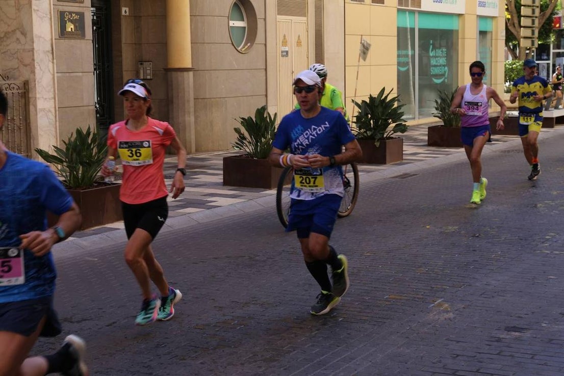 El Ejido vive su XVI Media Maratón 'Ciudad de las Hortalizas'