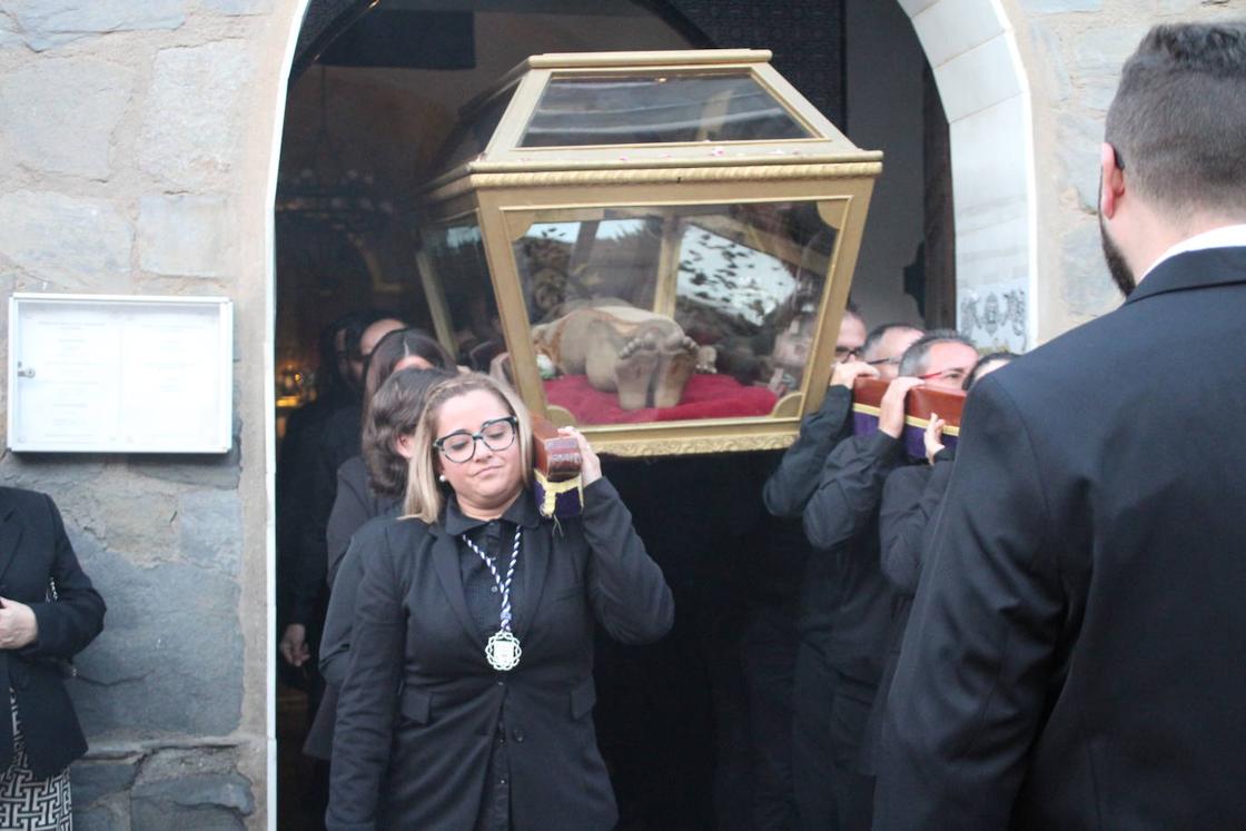 Balerma procesiona al Santo Entierro de Nuestro Padre Jesús de la Redención