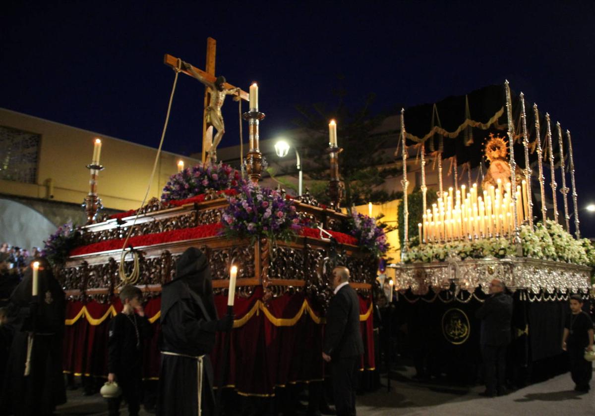 Santa María del Águila vive con fervor su Viernes Santo