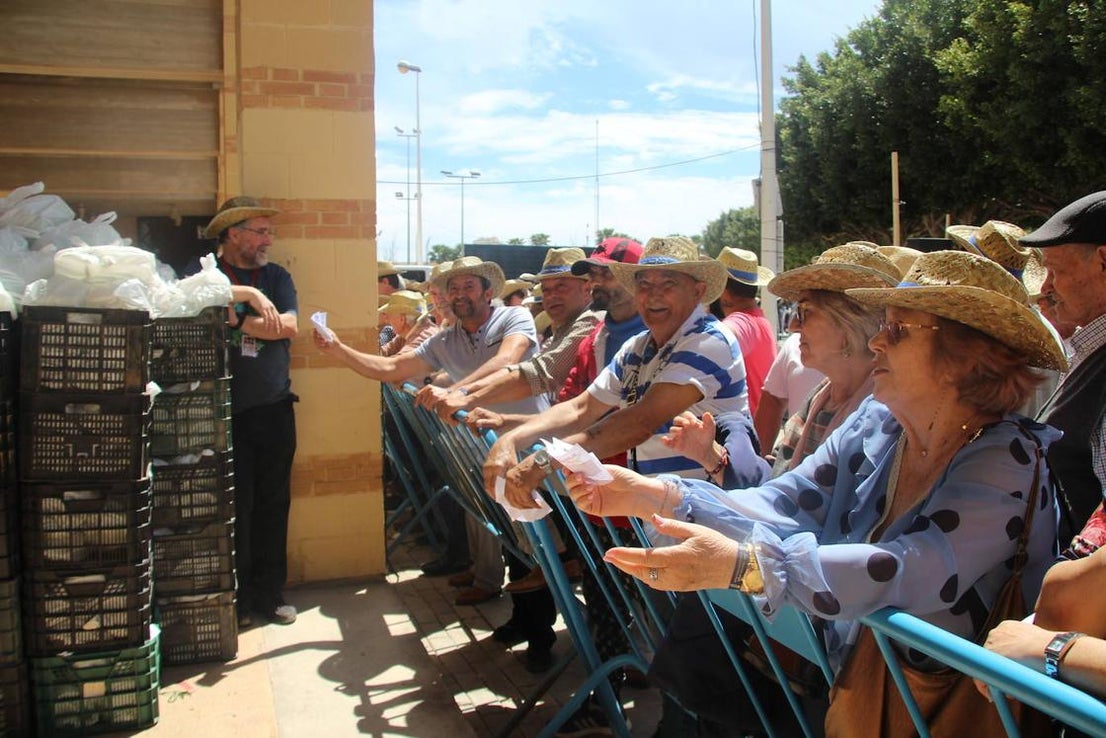 6.000 raciones de habas con tocino y fritá por San Marcos