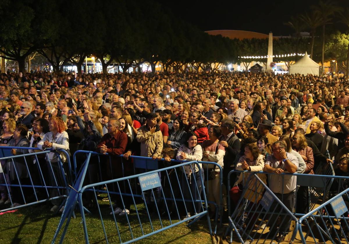 El Arrebato reúne a miles de personas en el Parque Municipal