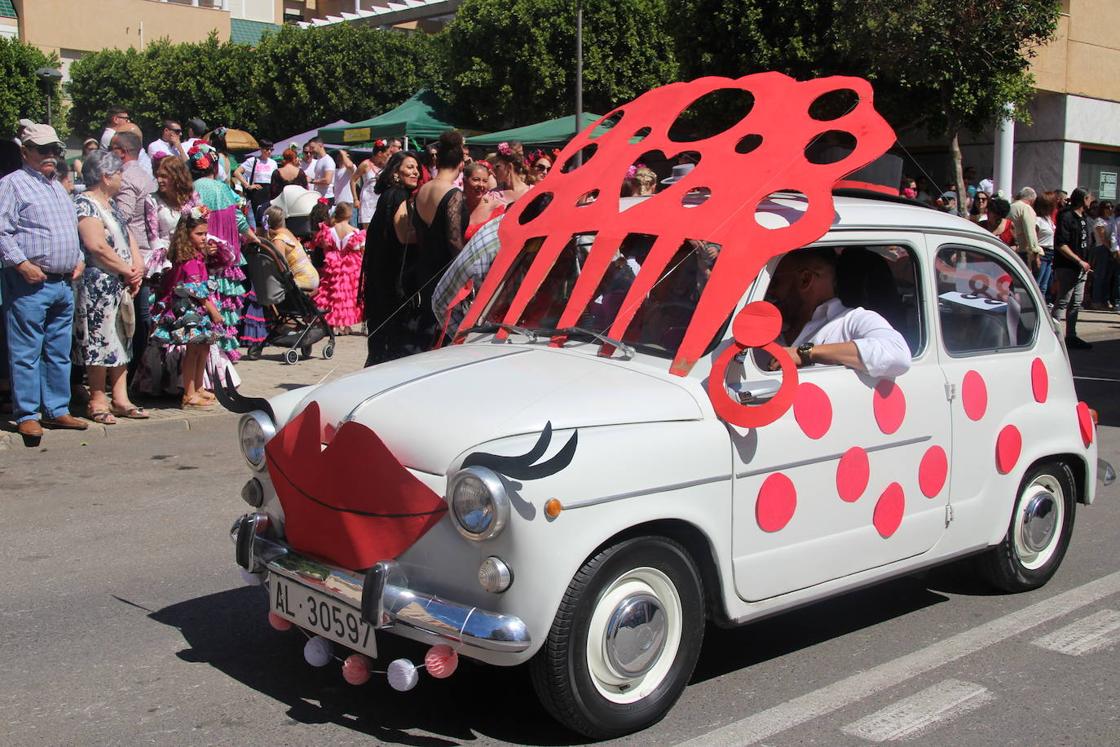 Miles de personas acompañan a San Marcos en su día grande