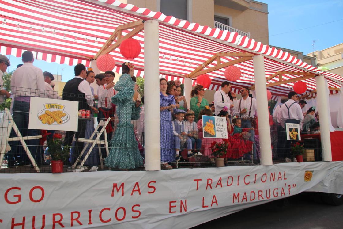 Miles de personas acompañan a San Marcos en su día grande