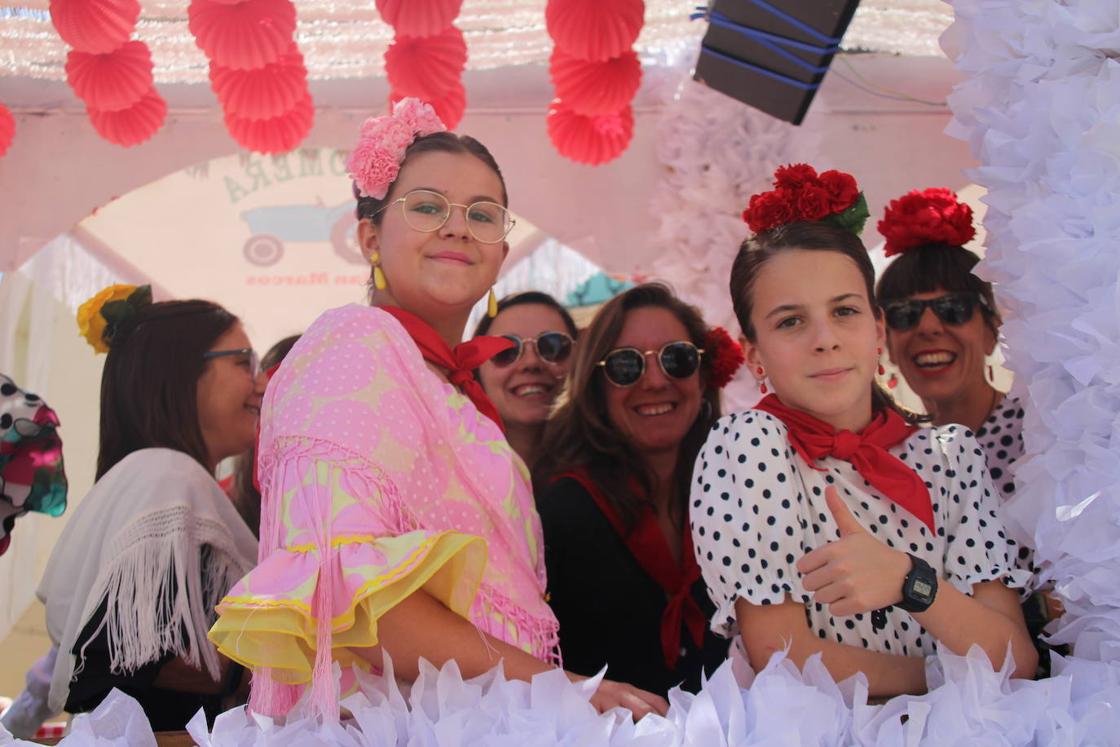 Miles de personas acompañan a San Marcos en su día grande