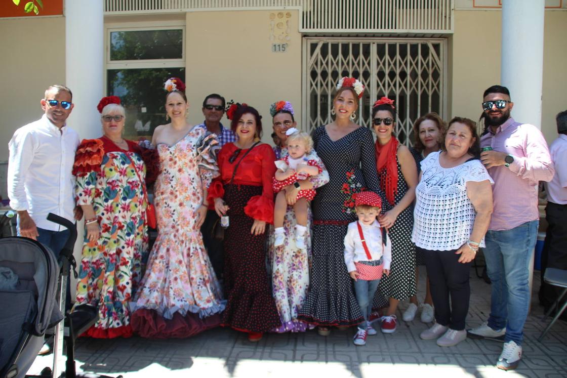 Miles de personas acompañan a San Marcos en su día grande
