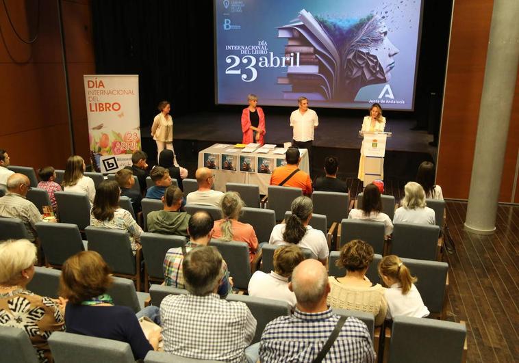 Yassmin Jahknin, Sofía García, Francisca Rubí y Santiago Girón, ganadores del XXXI Certamen Literario