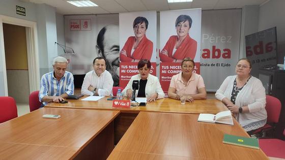 Jóvenes, vivienda y limpieza, en los ejes de la campaña electoral del PSOE para las municipales