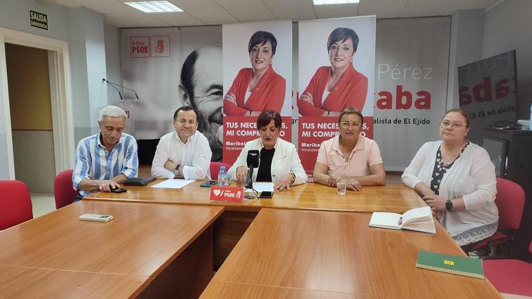 Jóvenes, vivienda y limpieza, en los ejes de la campaña electoral del PSOE para las municipales
