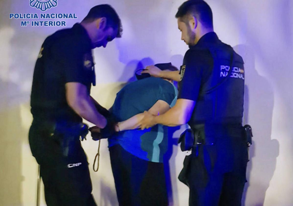 La Policía Nacional detiene en El Ejido a un preso fugado de la prisión de Barcelona