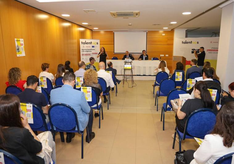 Una treintena de empresarios participan en el primer 'Encuentro con Talento' de la Fundación ONCE