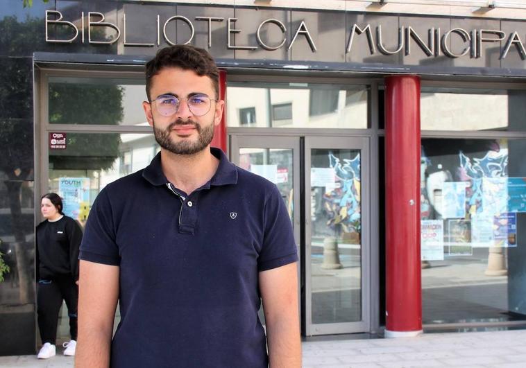 Juventudes Socialistas de El Ejido pide ampliar el horario de la Biblioteca Central