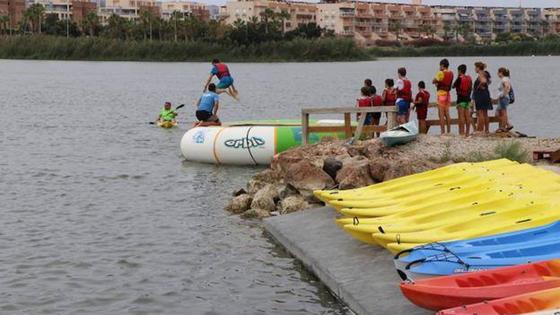 El IMD recupera la Semana Azul para acercar los deportes acuáticos y el golf a los menores