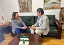 Junta y Ayuntamiento de Adra analizan el proyecto de obras de depuración en La Alcazaba y Guainos