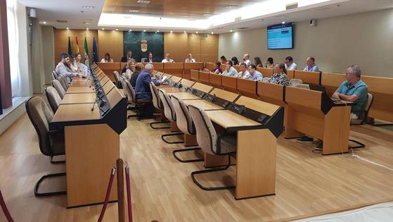 El Ayuntamiento adjudica el contrato del servicio a domicilio por 4,5 millones de euros