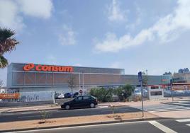 Consum abrió el jueves su nuevo supermercado en Almerimar, en la Avenida del Mar.