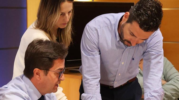 El Ayuntamiento ahorrará 30.000 euros al año instalando fotovoltaica en el Consistorio