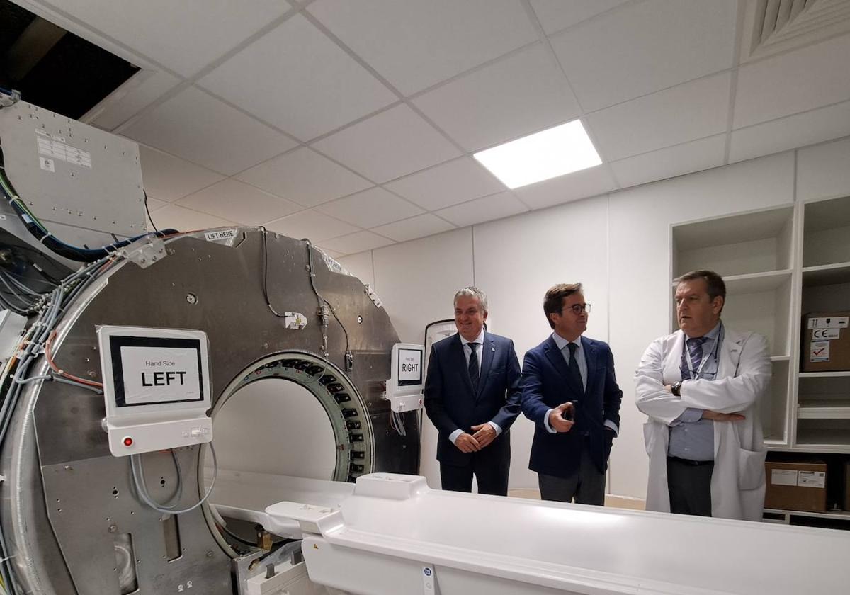 El Hospital Universitario Poniente incorpora dos nuevos equipos de resonancia magnética