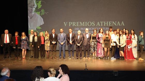 La asociación Athenaa recuerda el pasado de El Ejido vinculado a la uva