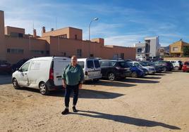 El PSOE pide arreglar el solar de aparcamientos del Centro de Salud de Ejido Norte