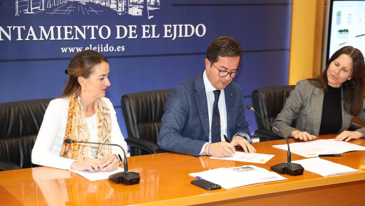 500.000 euros para cambiar la imagen de la calle Almería
