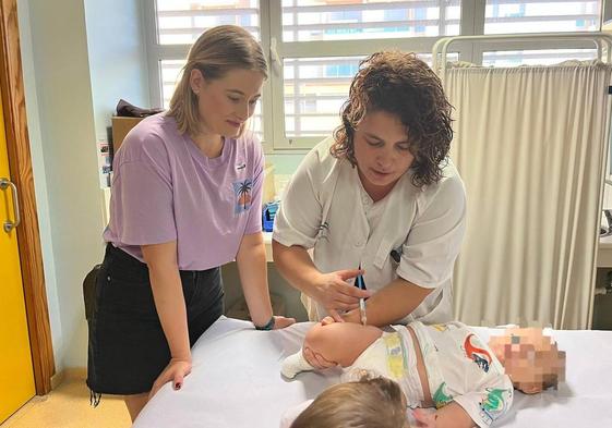 Distrito Sanitario Poniente vacunará hoy a los niños frente a la gripe sin cita previa